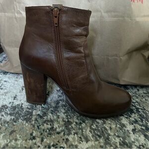 Steve Madden Brown Heeled Boots